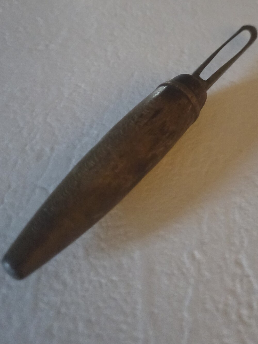 Vintage Classic Wooden Handled Vegetable Peeler